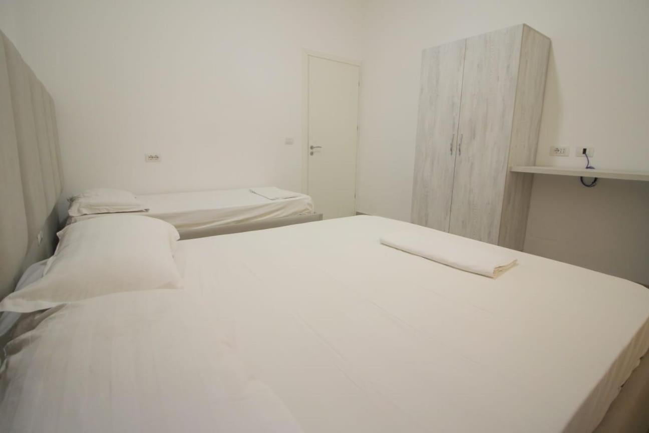 Hostel K13 Sarandë